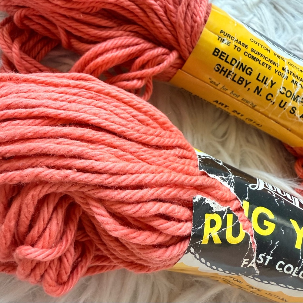 Vintage USA Lily Rug Cotton Yarn Coral color crochet knit ( 3 Skeins ) - Picture 2 of 8
